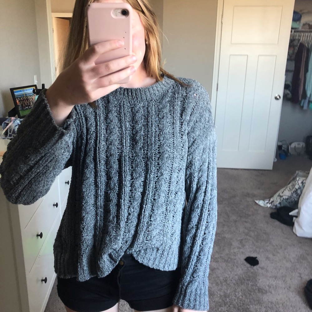 American eagle sweater